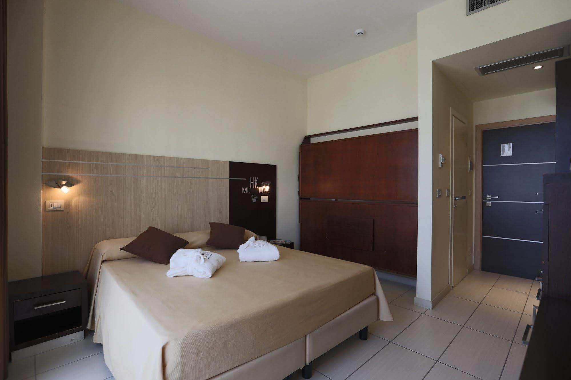 Hotel King - Azzurro Club